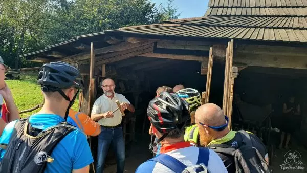 Beskid Niski na Rowerze – Zaginiony Świat Bojków, Łemków i Pogórzan