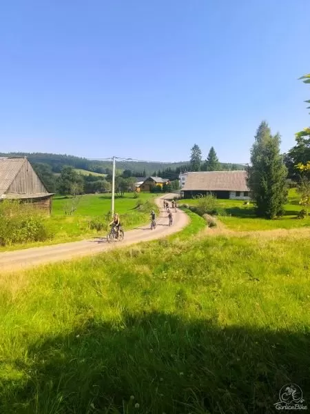 Beskid Niski na Rowerze – Zaginiony Świat Bojków, Łemków i Pogórzan