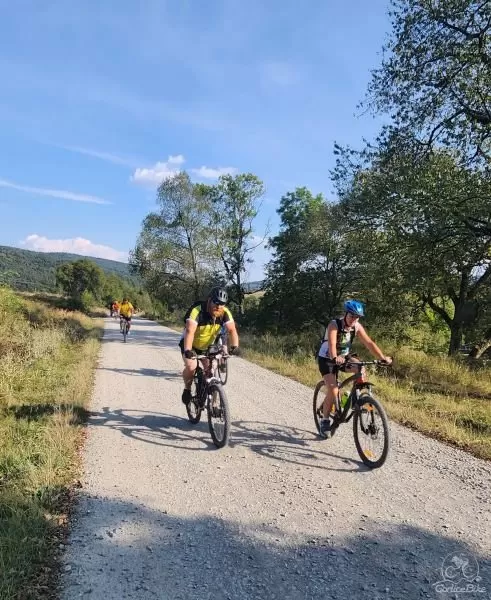 Beskid Niski na Rowerze – Zaginiony Świat Bojków, Łemków i Pogórzan